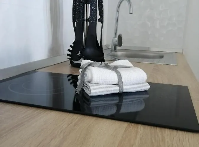 Studio Lanterna Apartment